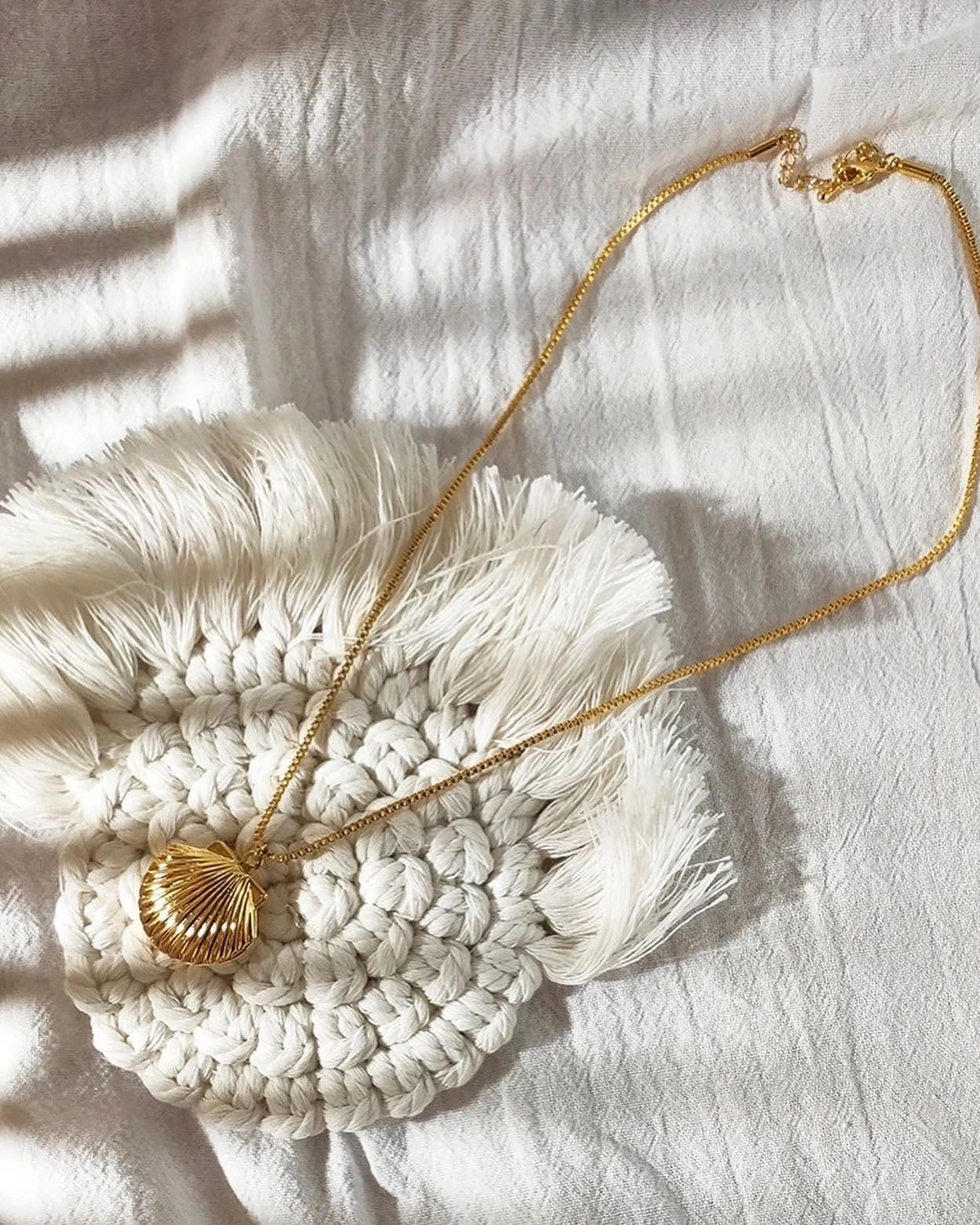 Seashell chain 18k gold plated