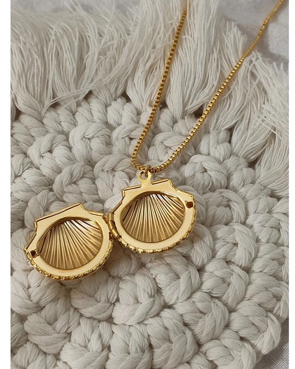 Seashell chain 18k gold plated